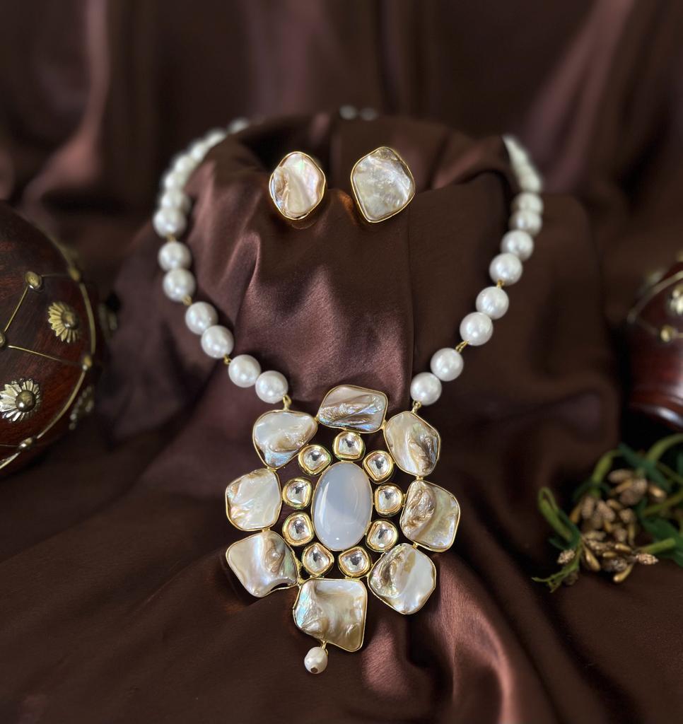 White Serenity- Handcrafted Kundan Necklace Set