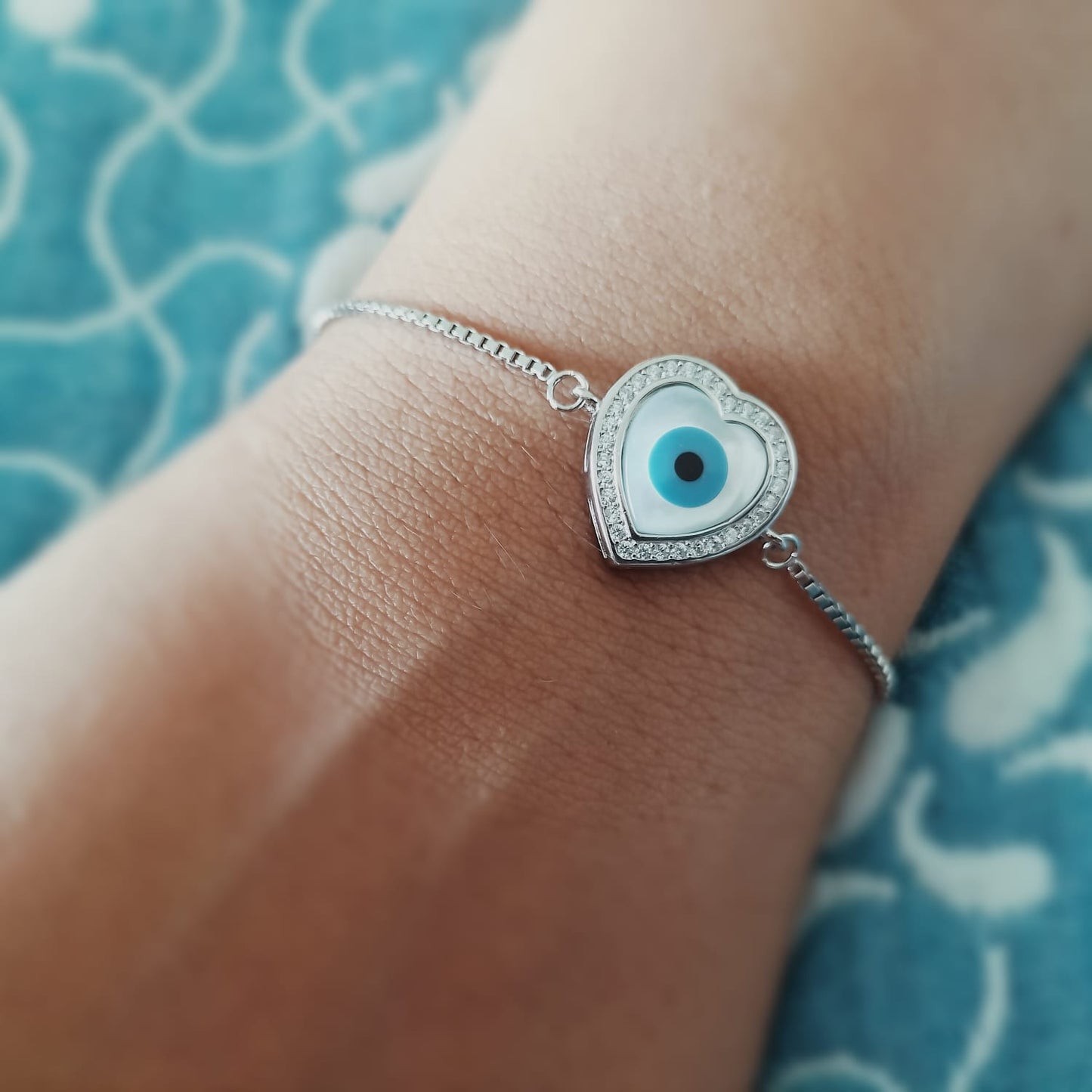 Heart Eye Bracelet 